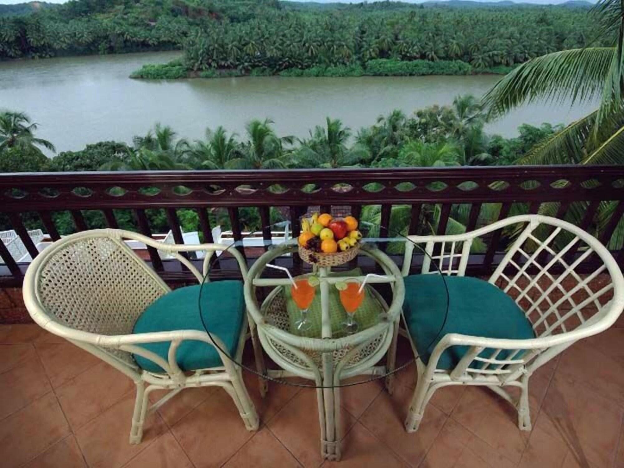 The Raviz Kadavu, 5*